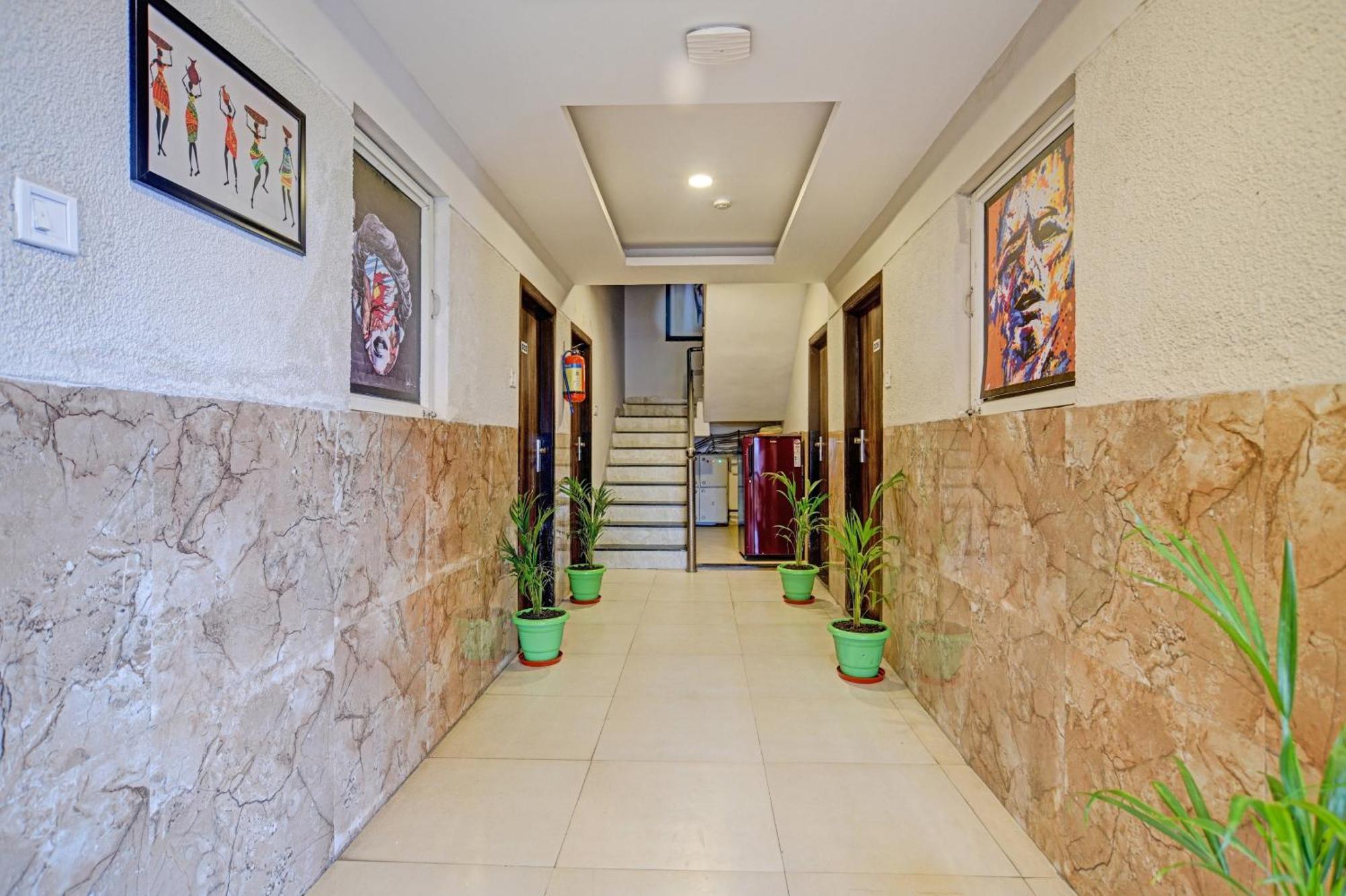 Hotel Collection O The Eternity Near Lig Sqaure Indore Zewnętrze zdjęcie